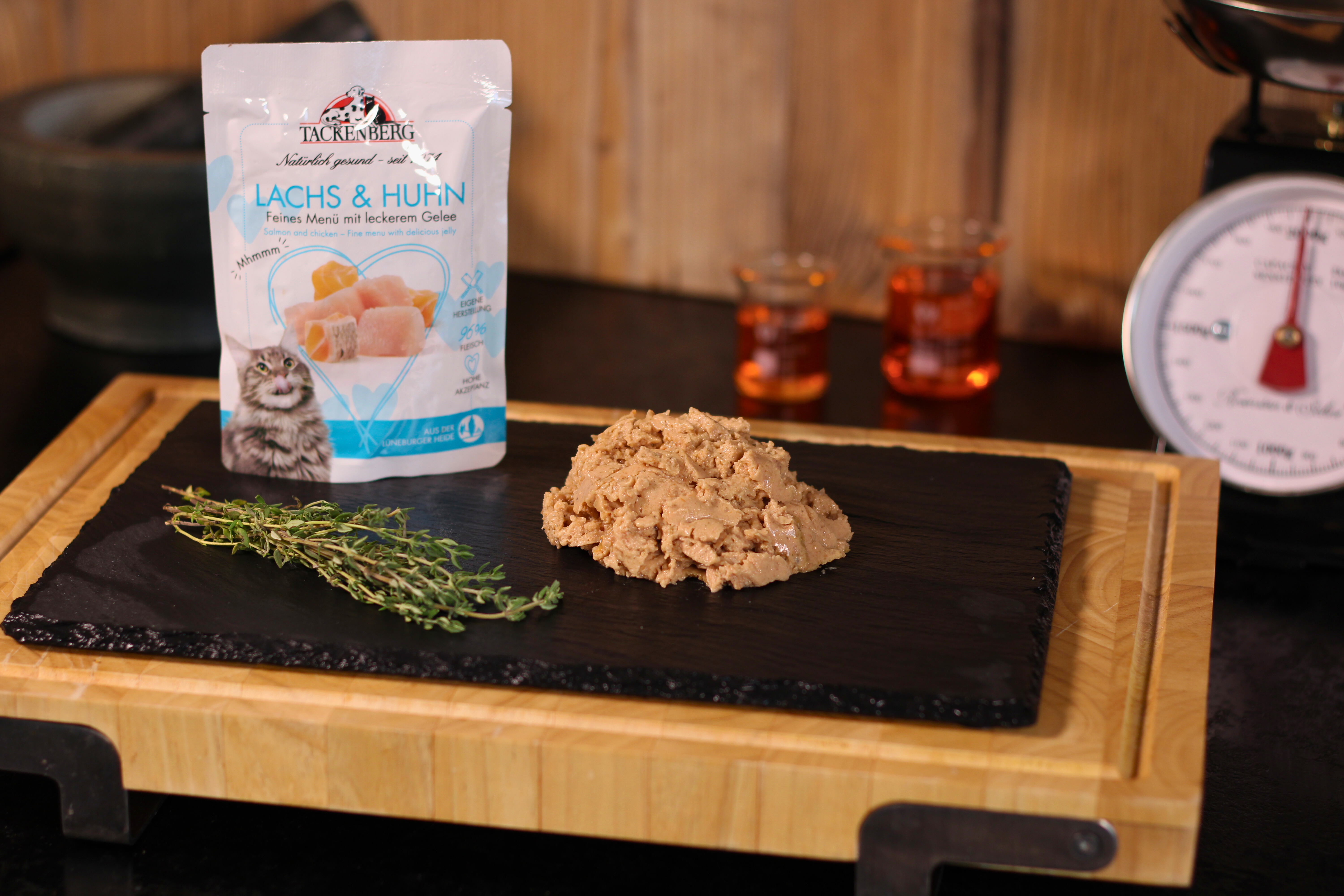 Nassfutter-Pouch Lachs & Huhn