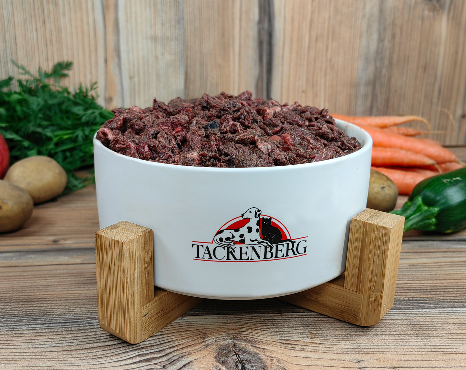 BARF Menü vom Wild mit Birne & Waldfrüchten